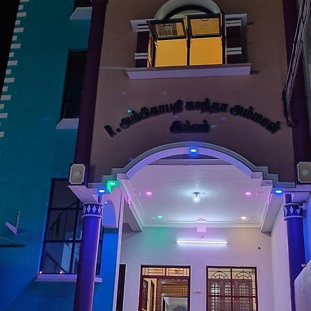 Guru Krupa Home Stay Tiruvannāmalai Exterior foto