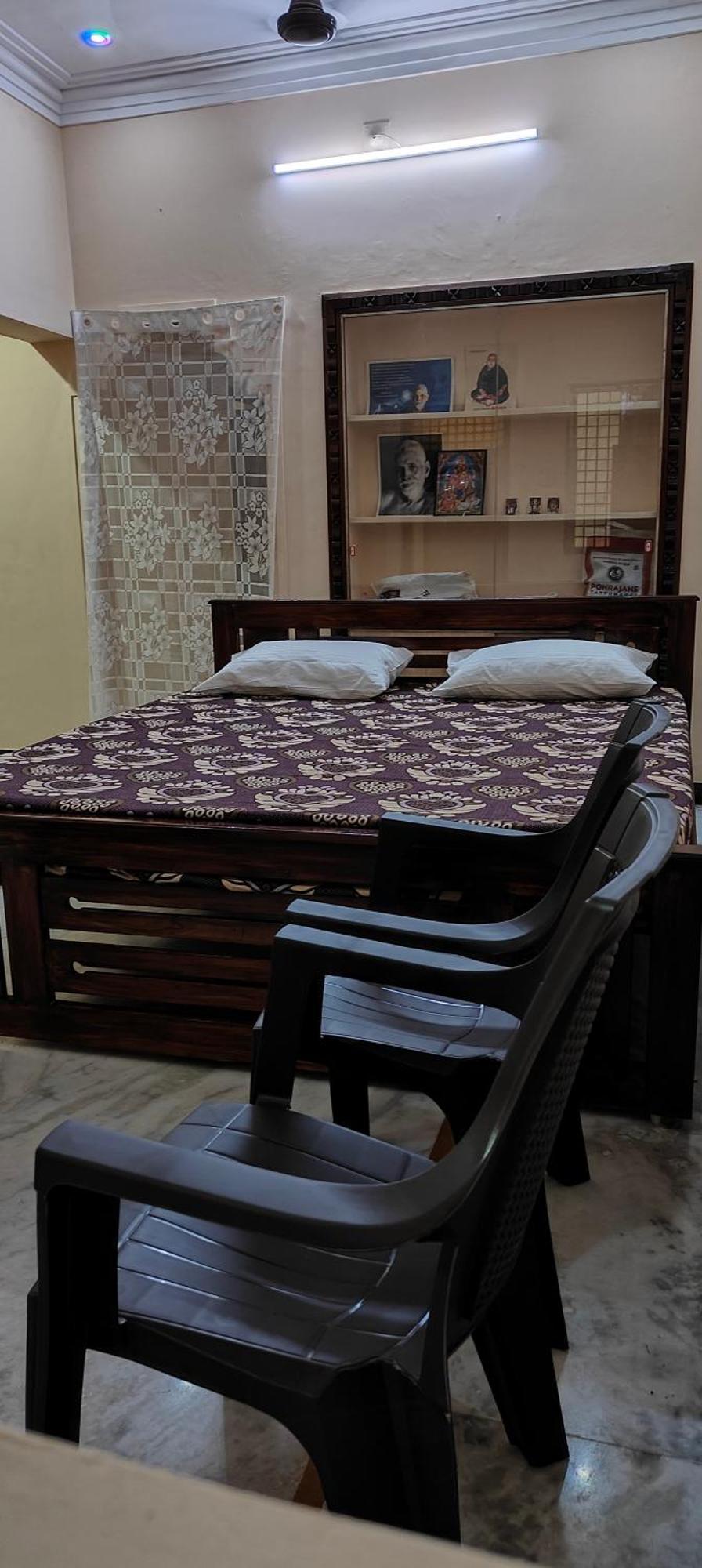 Guru Krupa Home Stay Tiruvannāmalai Exterior foto